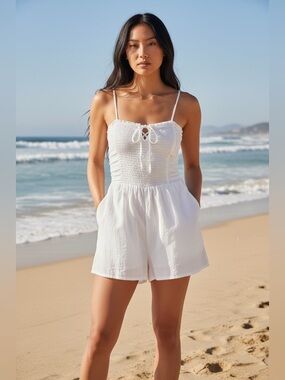 Arie NWT Preppy White Smocked Waist Spaghetti Strap 100% cotton Romper